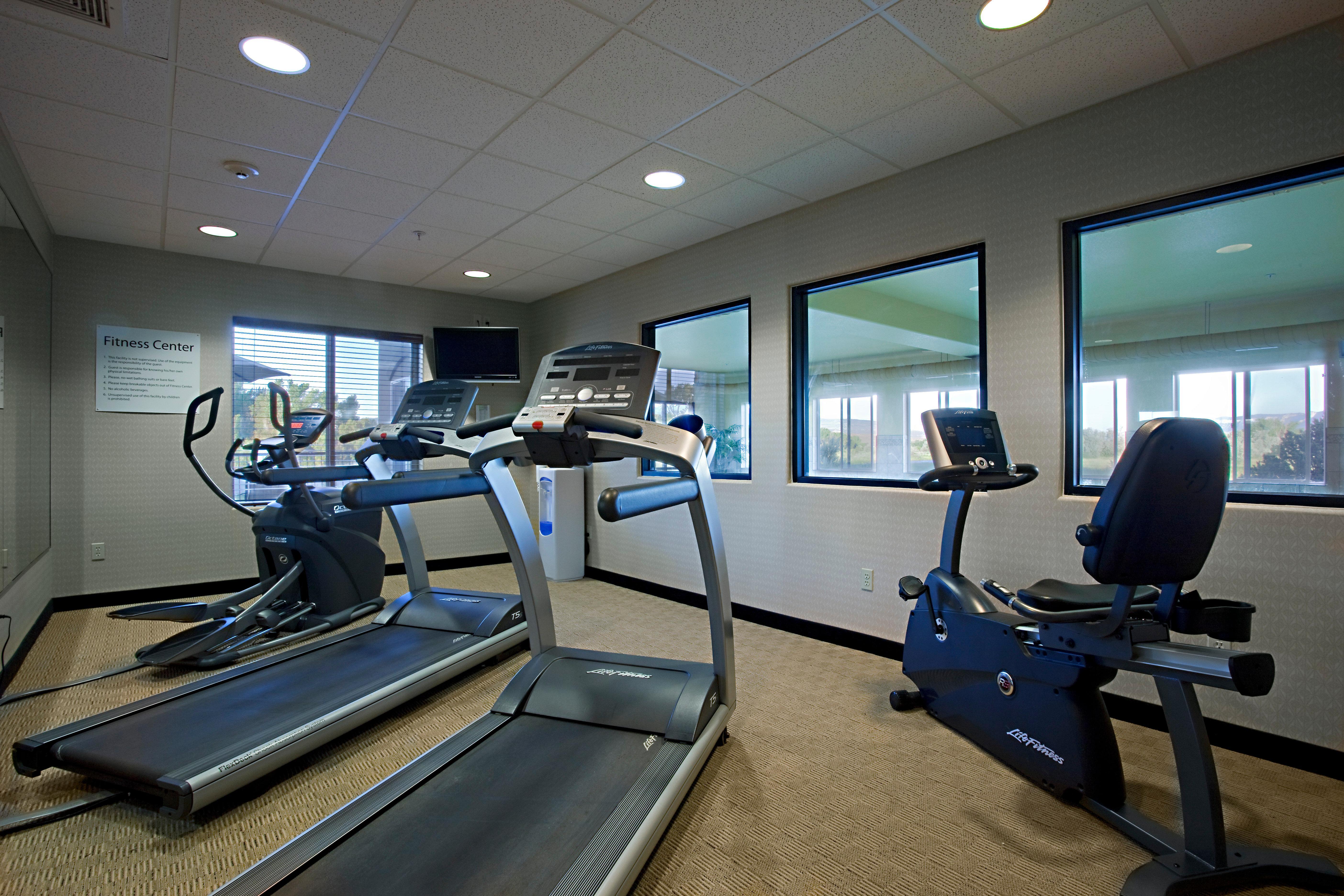 Holiday Inn Express Hotel & Suites Silt - Rifle By Ihg Buitenkant foto